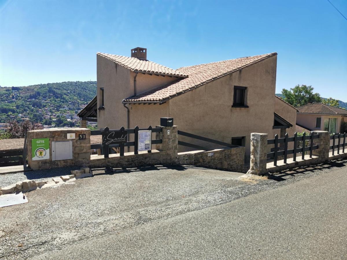 Le Senechal Bed & Breakfast Villefranche-de-Rouergue Dış mekan fotoğraf